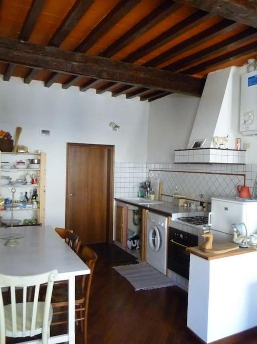 Romantic Apt In San Frediano 佛罗伦萨 外观 照片