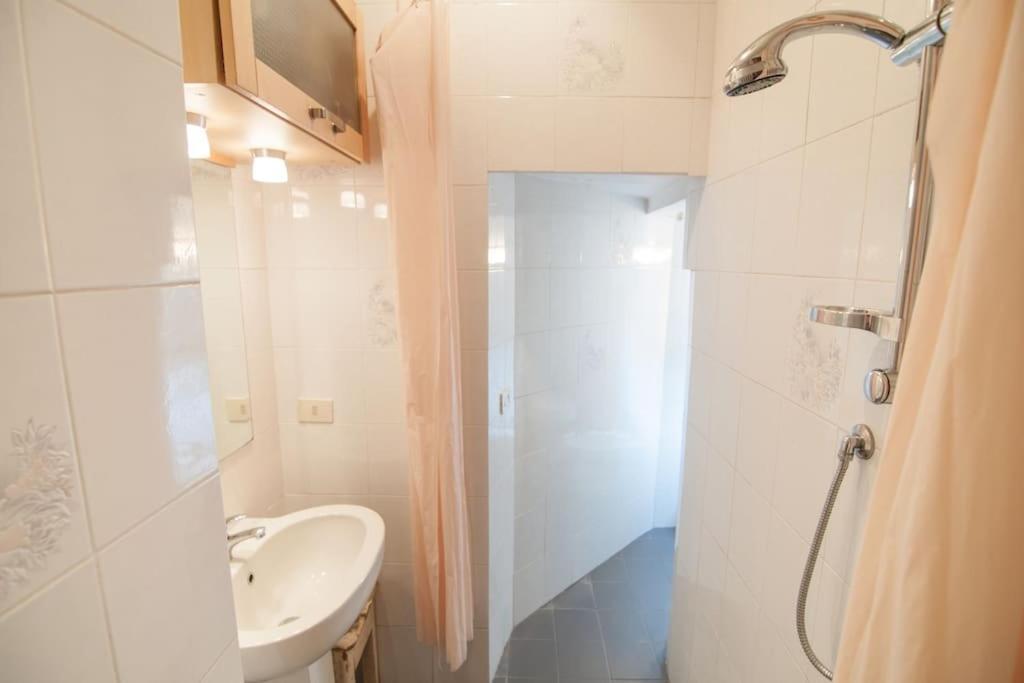 Romantic Apt In San Frediano 佛罗伦萨 外观 照片